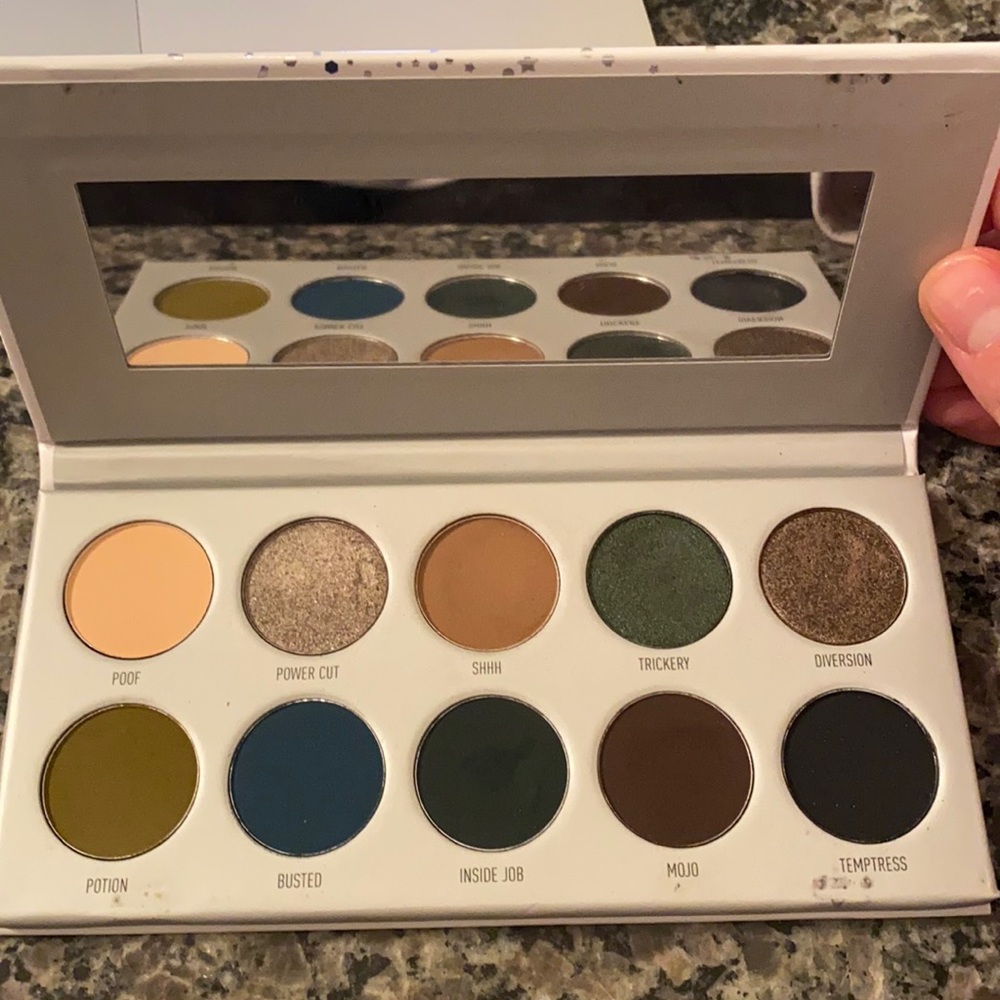 Morphe x Jaclyn Hill Dark Magic Palette